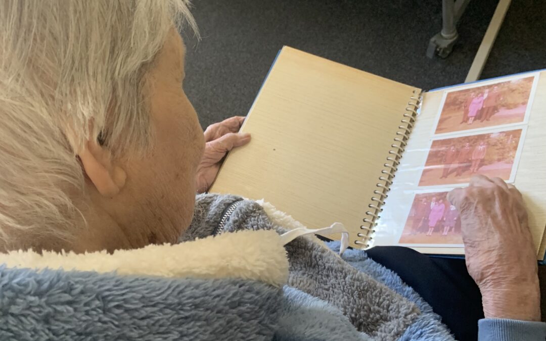 Spring Conversations and Shared Moments at Ashfield