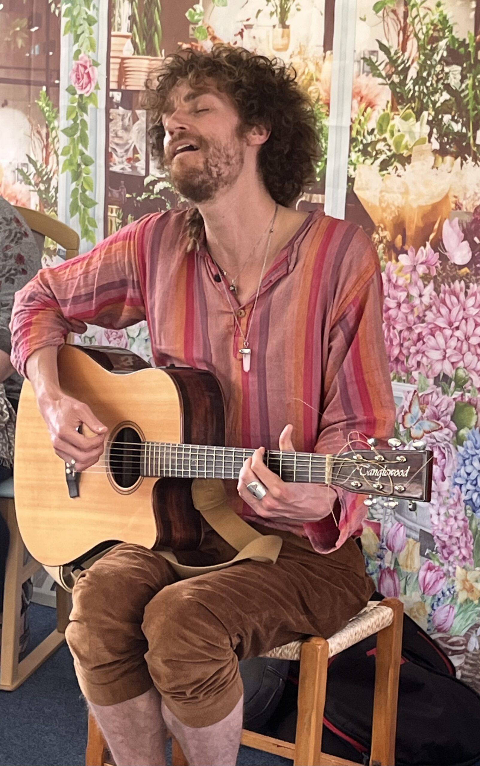 Roddy singing and playing his guitar scaled
