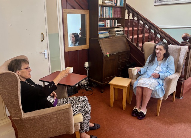 Comfort, Conversation and Friendship at Lake View